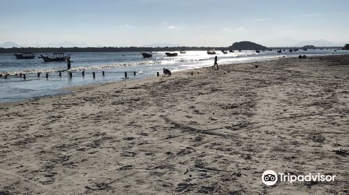 Barra do Superagui Beach