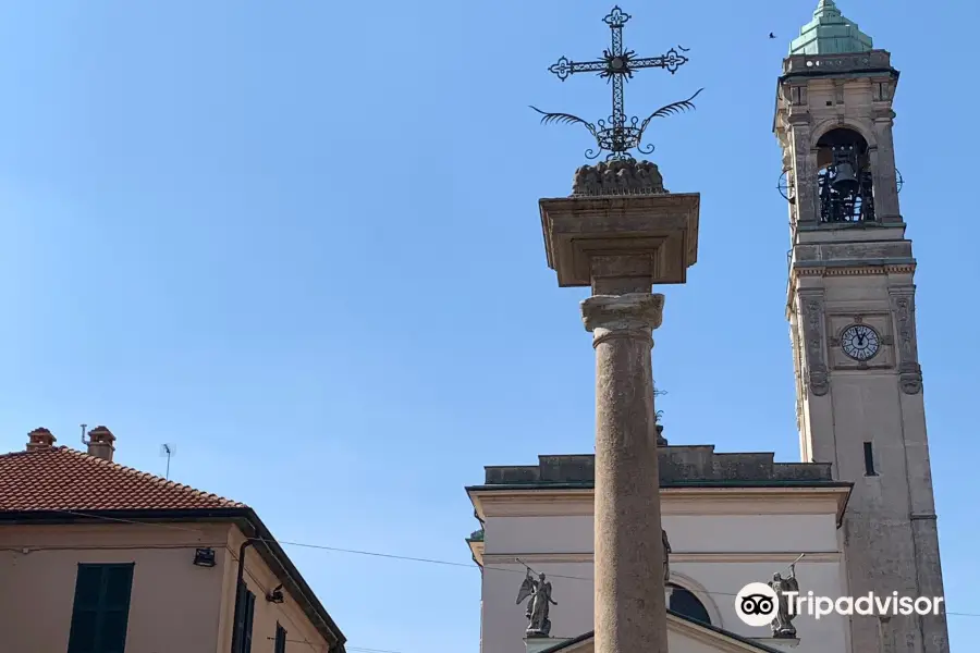 Monumento Della Croce Della Peste