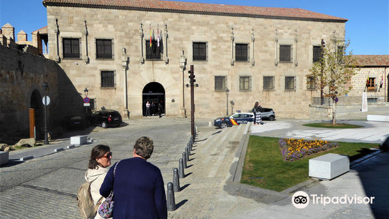 Puerta de Santa Teresa
