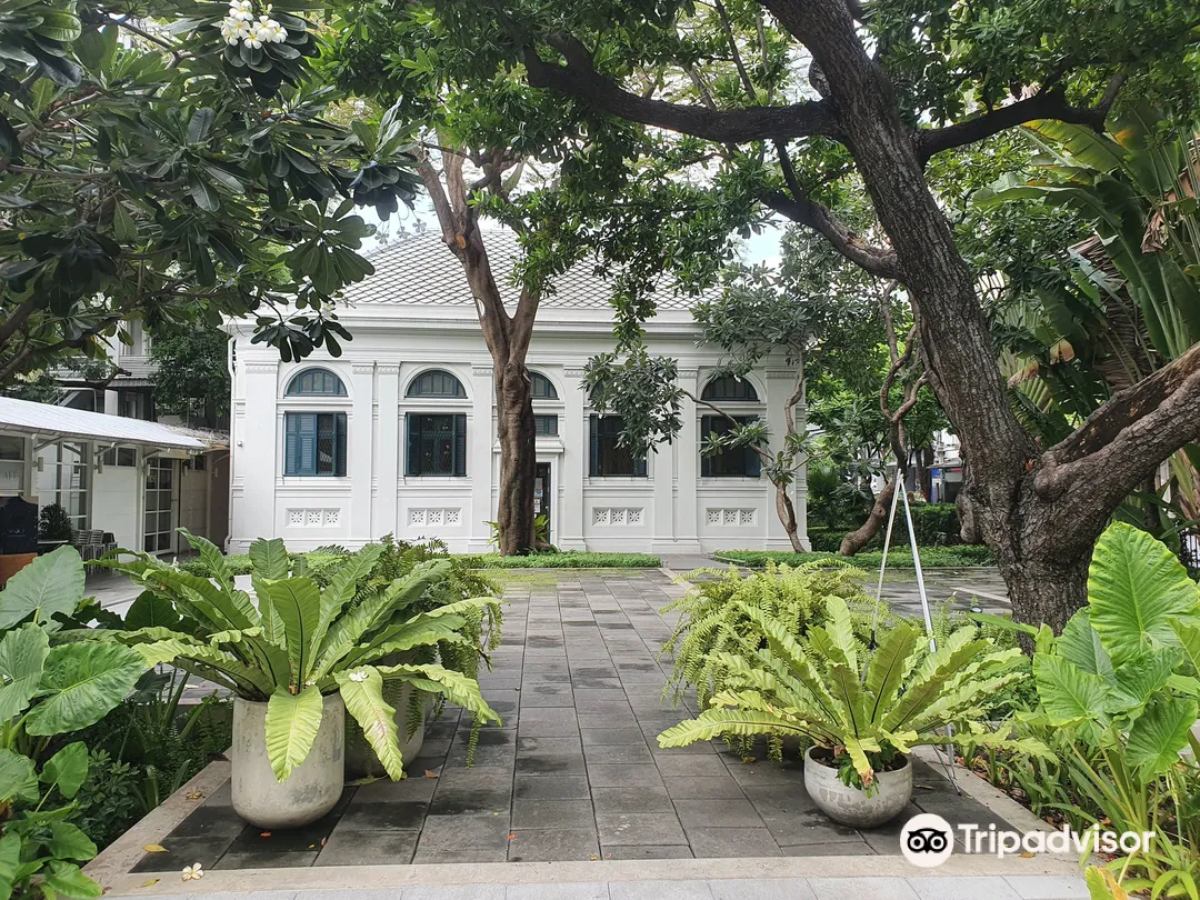 5_Neilson Hays Library