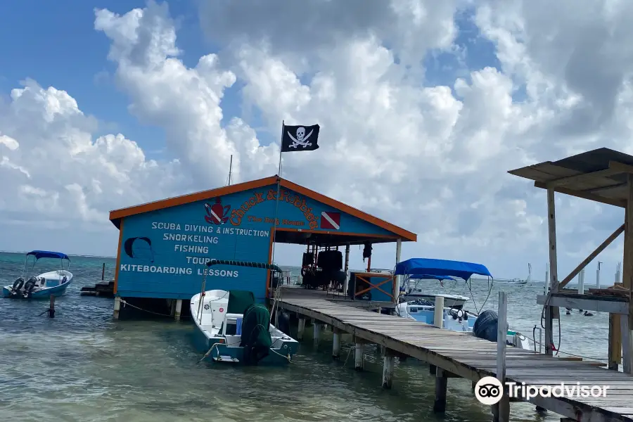 Chuck & Robbie's - Ambergris Caye Diving & PADI Scuba Instruction