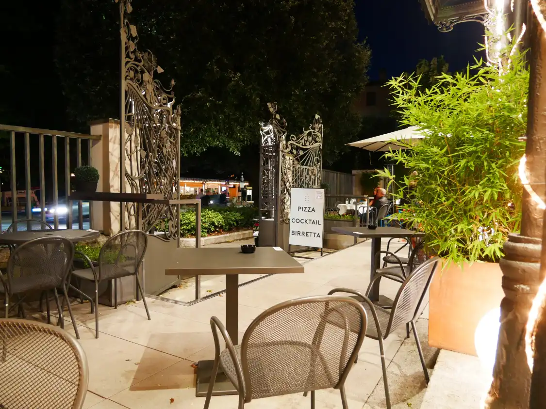 Hotel in zona Sunflower