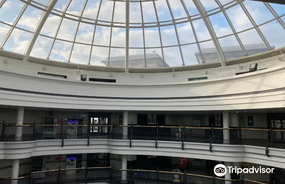 St George’s Shopping Centre