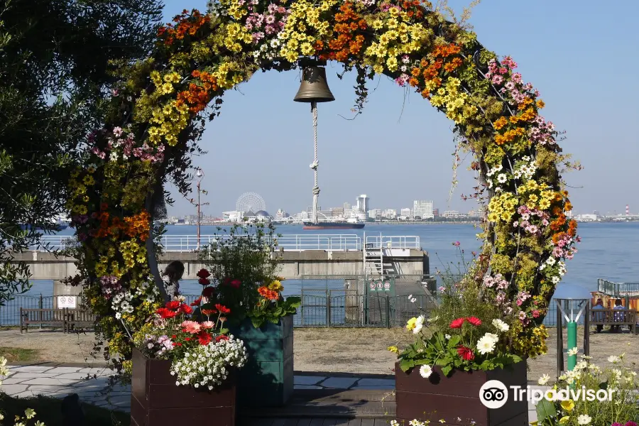 Nagoya Port Bluebonnet Wildflower Garden