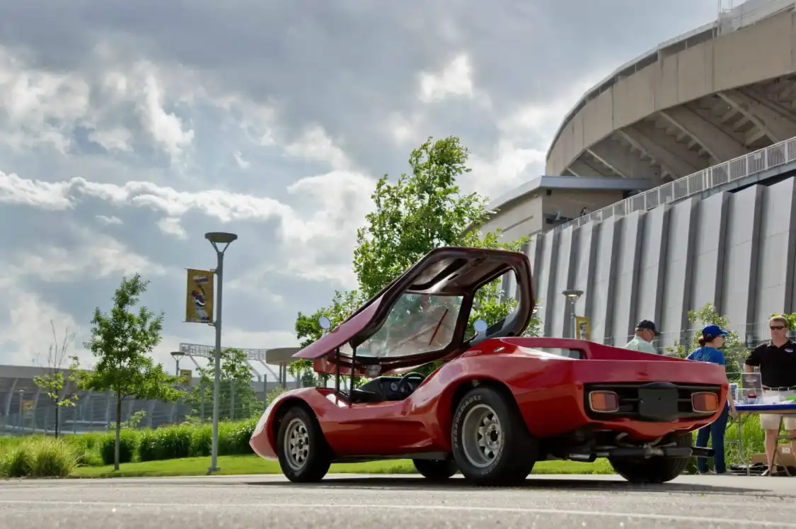 Отели рядом с достопримечательностью «Kansas City Automotive Museum»