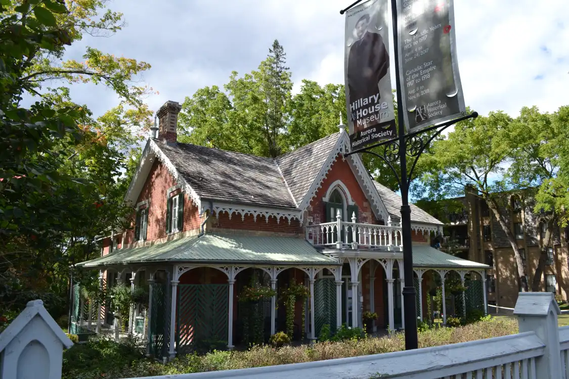 Hotels near Hillary House National Historic Site