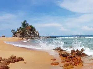 Kemasik Beach