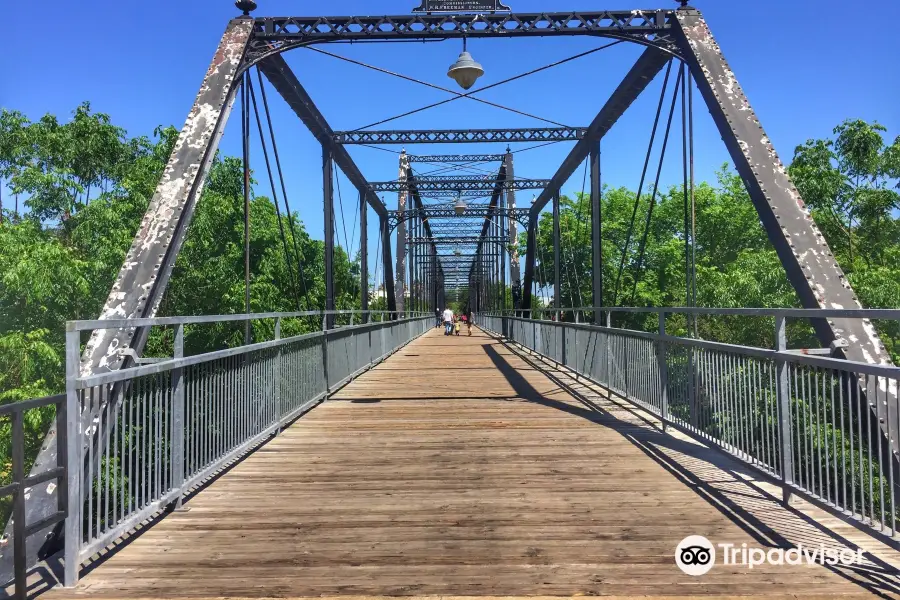 Faust St Bridge