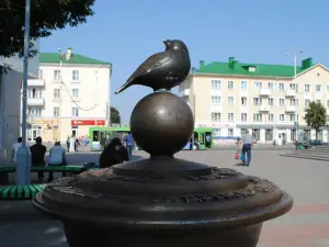 Sparrow monument