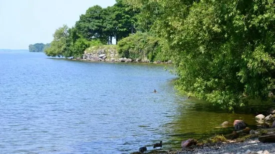 Lake Ontario Park