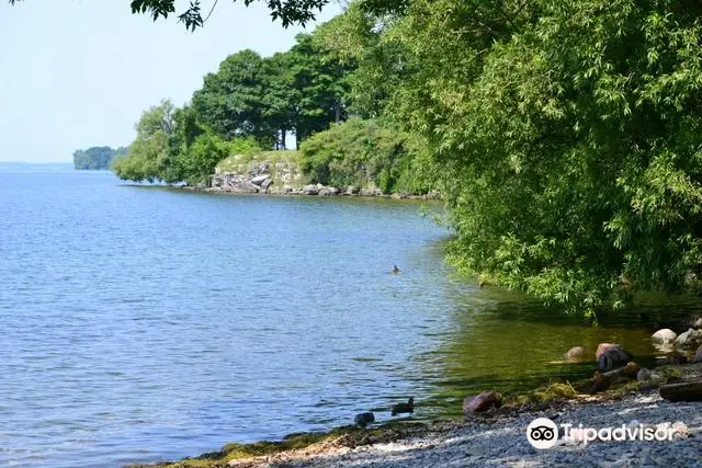 Lake Ontario Park