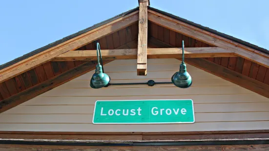 Locust Grove Train Viewing Platform