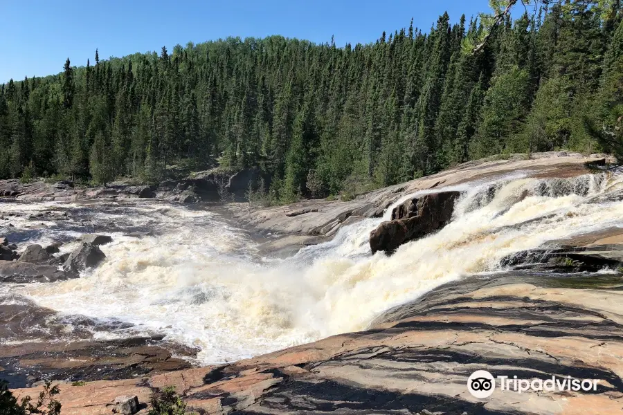 Silver Falls Provincial Park