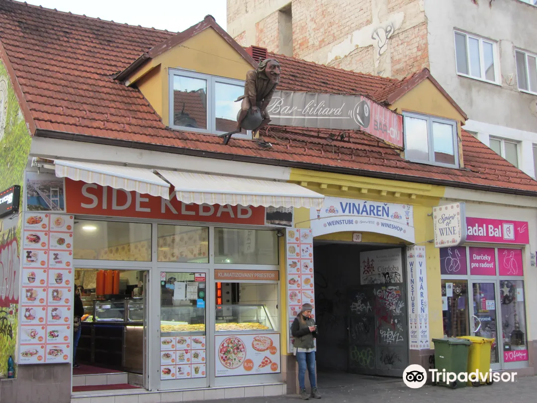 3_Baron Munchausen Sculpture