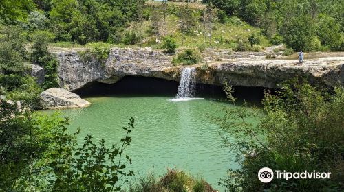 Zarečki Krov Waterfall