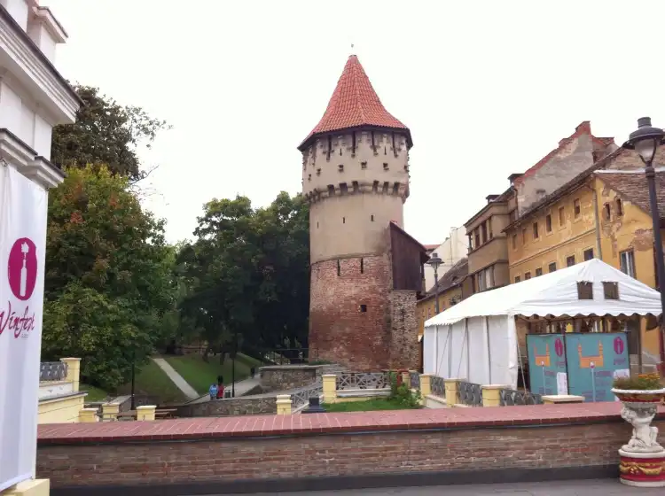 Hotel in zona Harquebusiers Tower