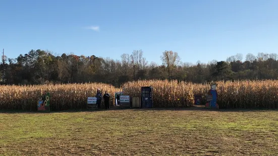 Uncle Shucks Corn Maze and Pumpkin Patch