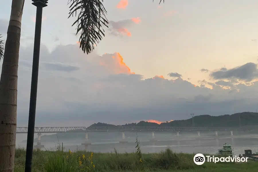 Nawaday Bridge