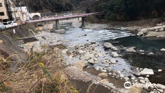 Hakoneyumotohotaru Park