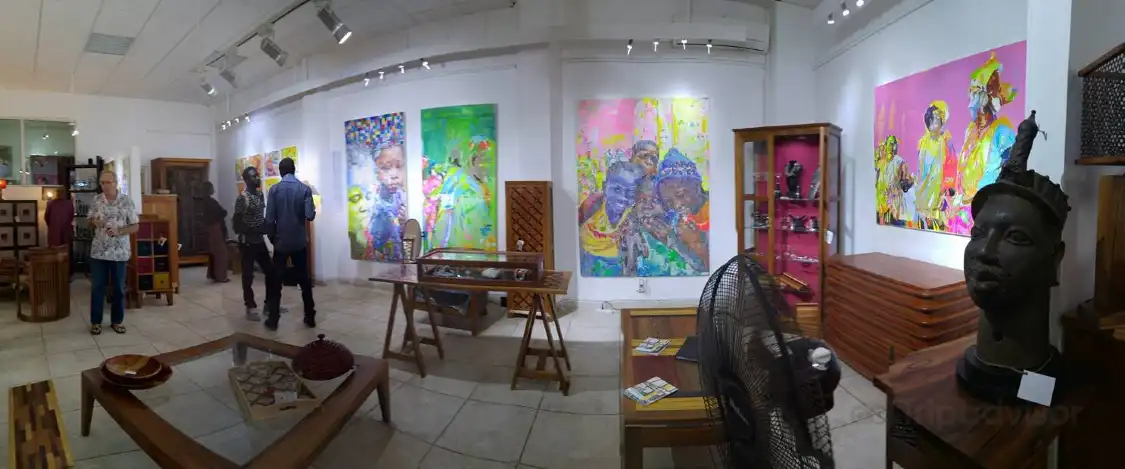 Hotels near Galerie Arte