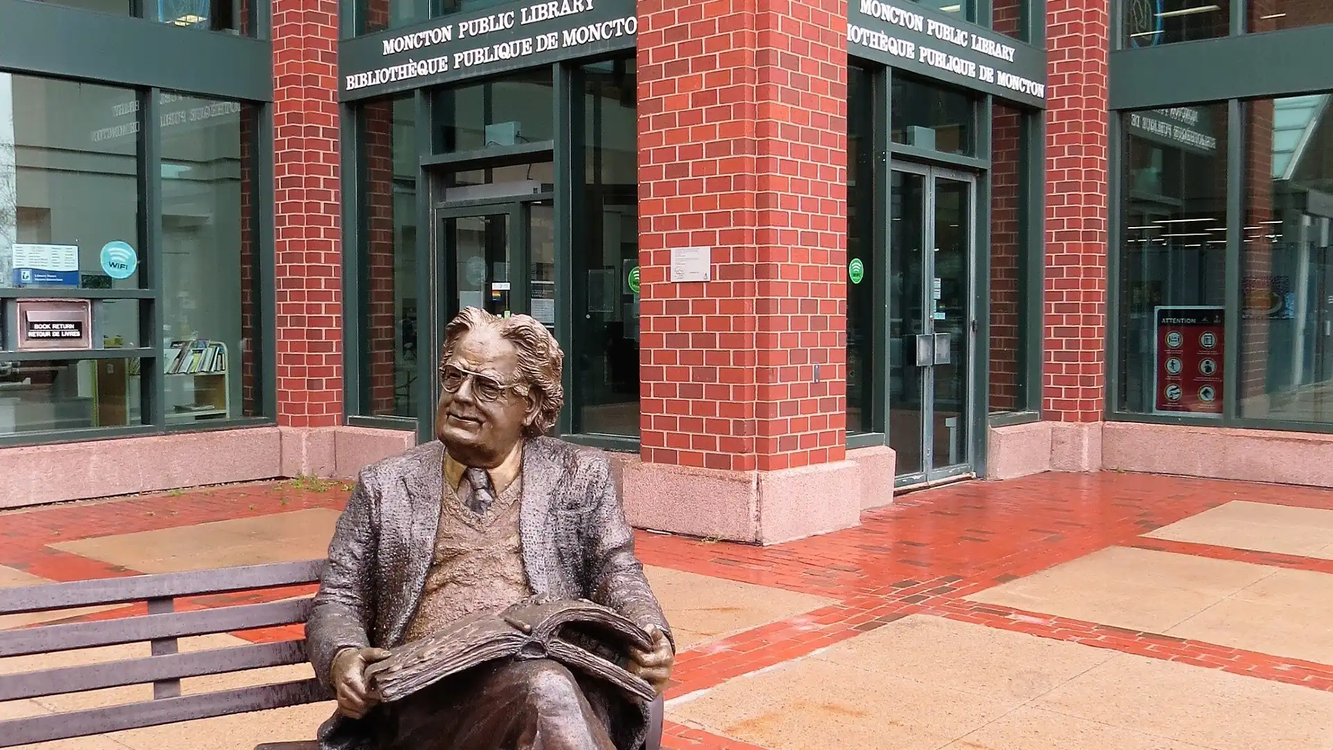 Hotels near Moncton Public Library