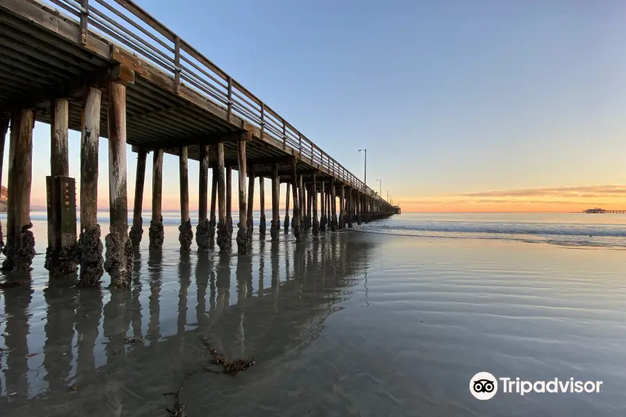 Avila Main Beach