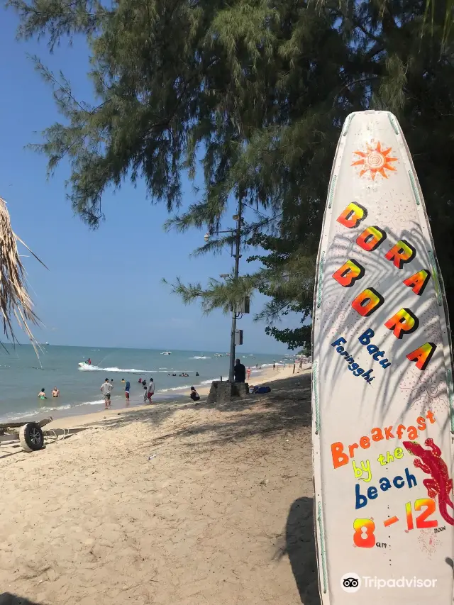 Surfing in Batu Ferringhi