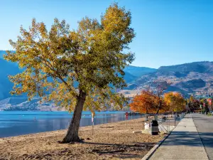 Skaha Lake Park