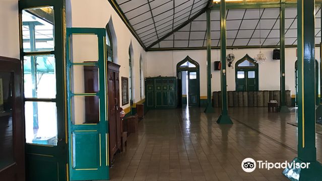 Al-Wustho Mangkunagaran Mosque