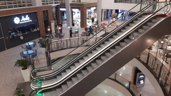 La Farga Centro Comercial