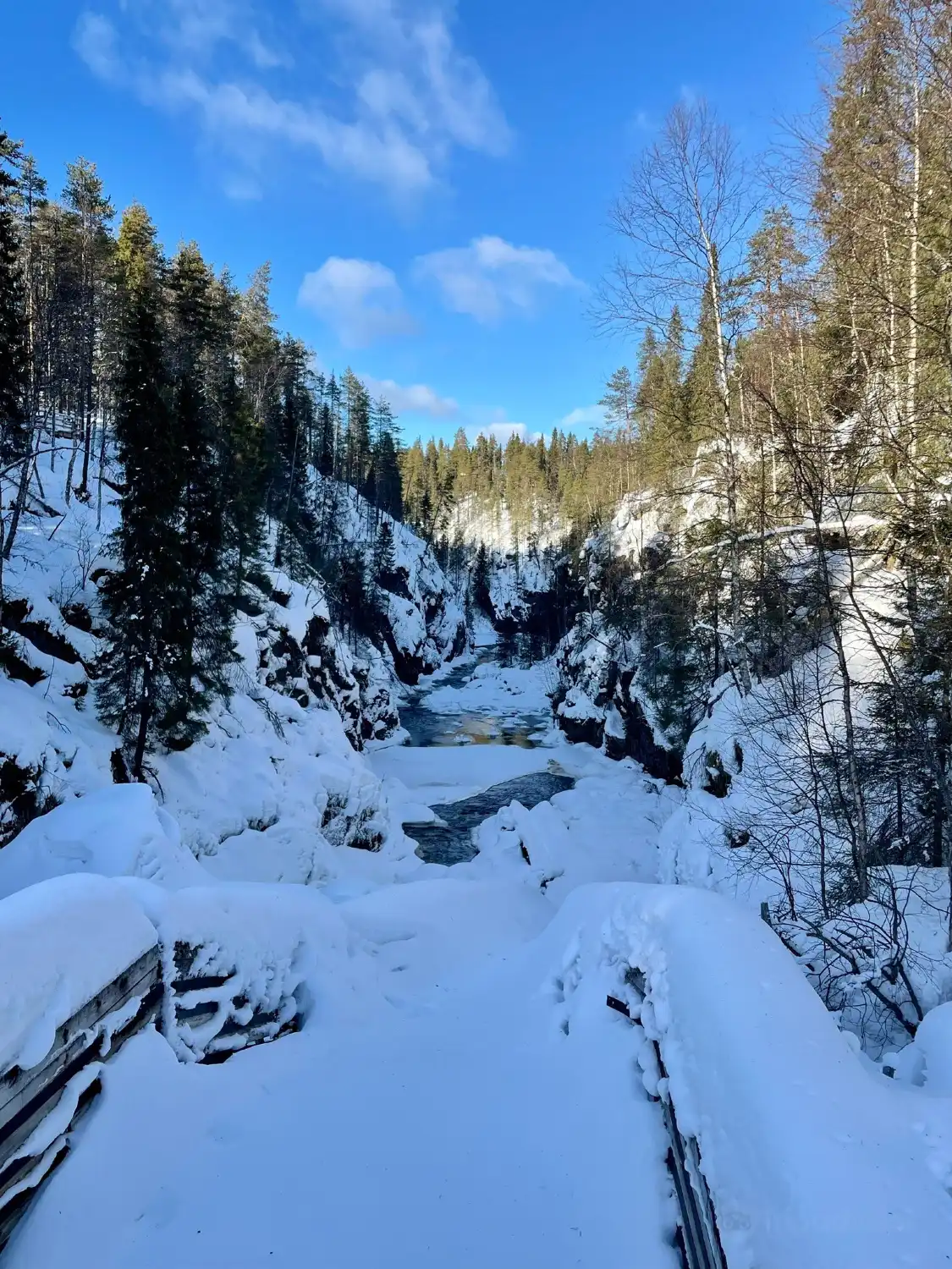 Hotels near Auttiköngäs