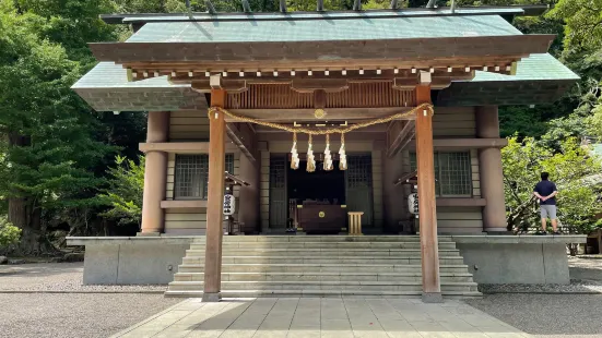 安房神社