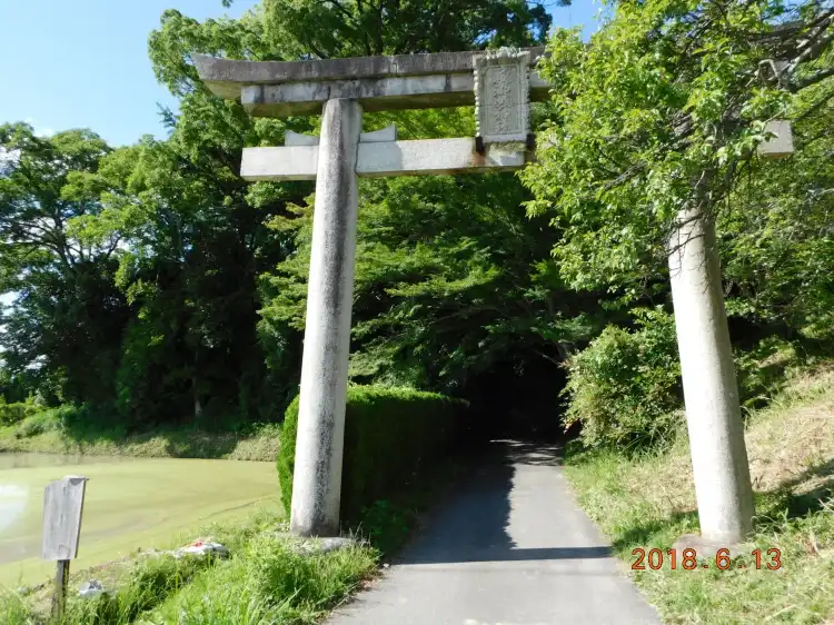 Hotels near Yatogi Shrine
