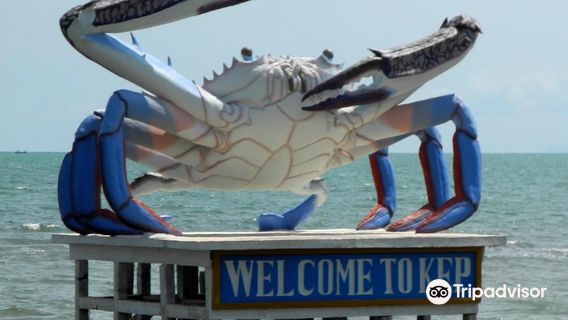 Krung Kep Blue Swimmer Crab Statue