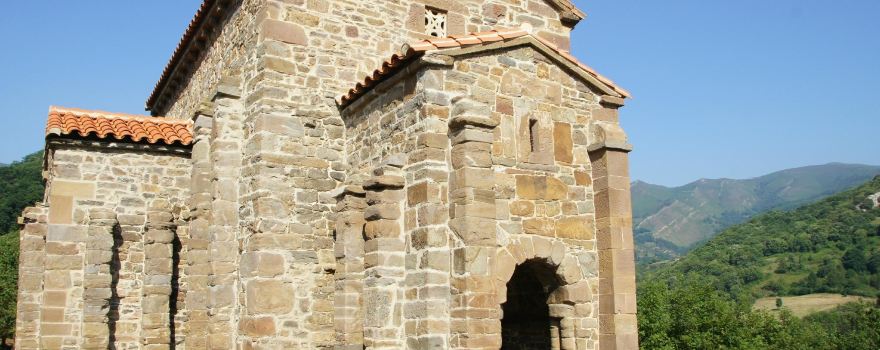 Iglesia de Santa Cristina de Lena