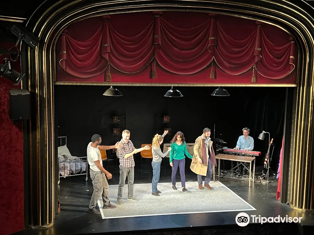 1_Theatre de la Pepiniere