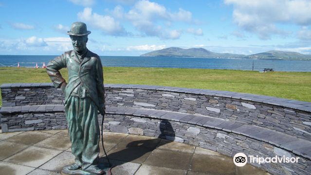 Charlie Chaplin Statue