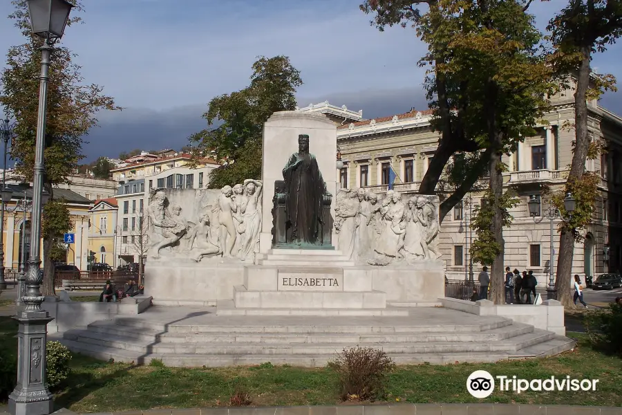 Statue of Sissy, Empress Elizabeth of Austria