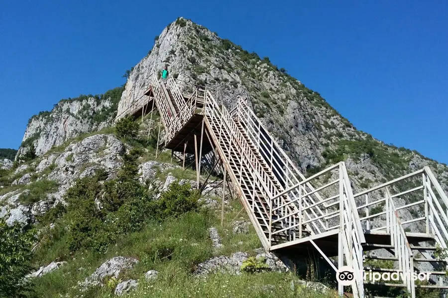 Valla Canyon Observation Deck