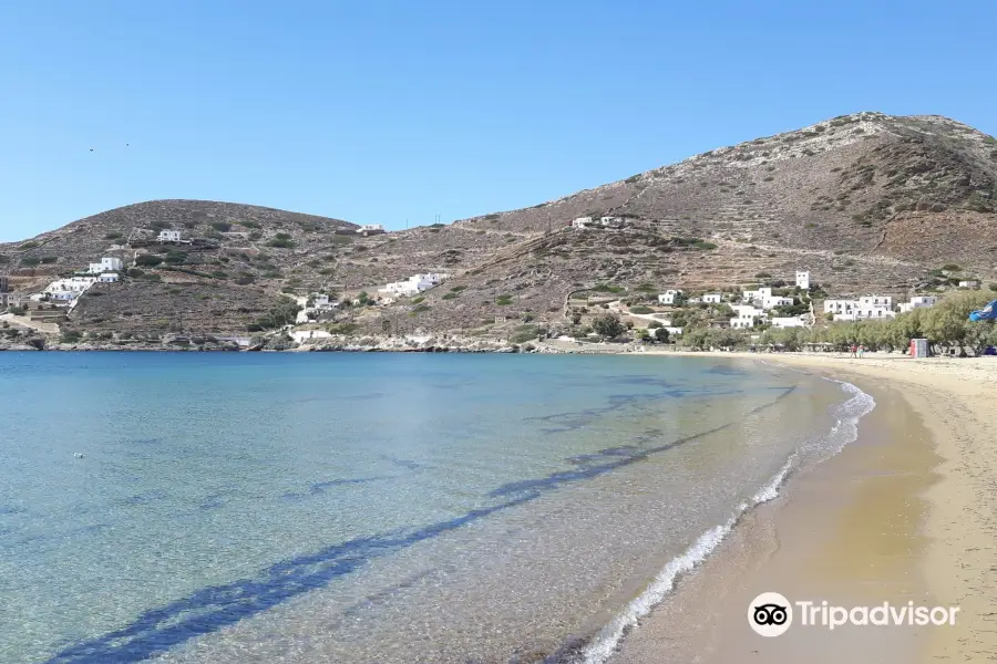 Gialos Beach