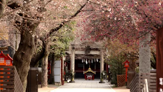 Kanmuri Inari Shrine
