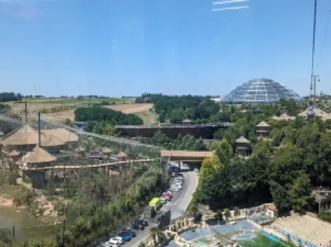博瓦爾動物園