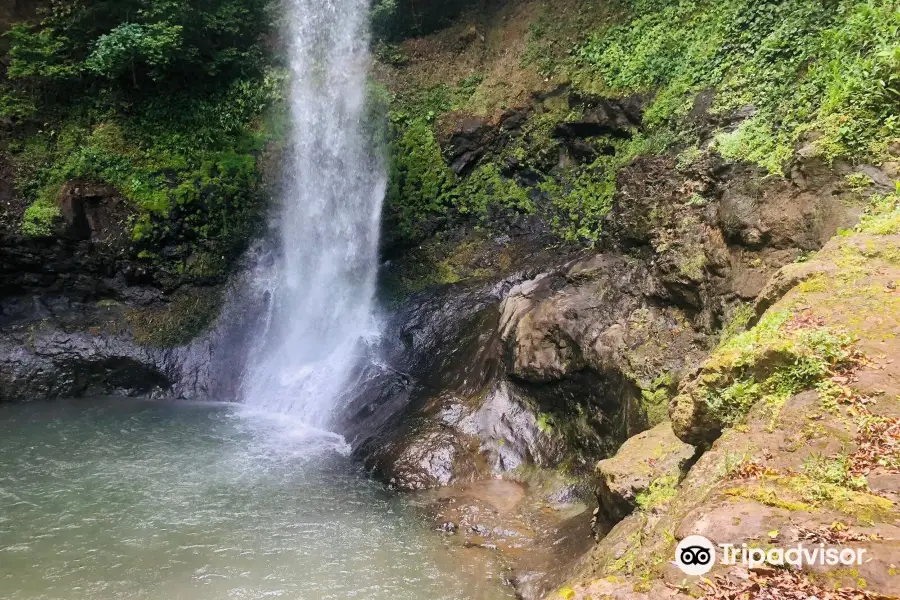 Tavida Waterfall