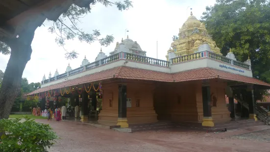 Sannasimalai Andavar Tirukkovil