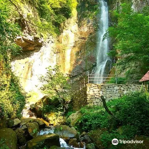 Makhuntseti Waterfall