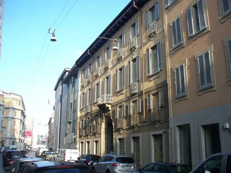 Hotels near Casa Buzzoni