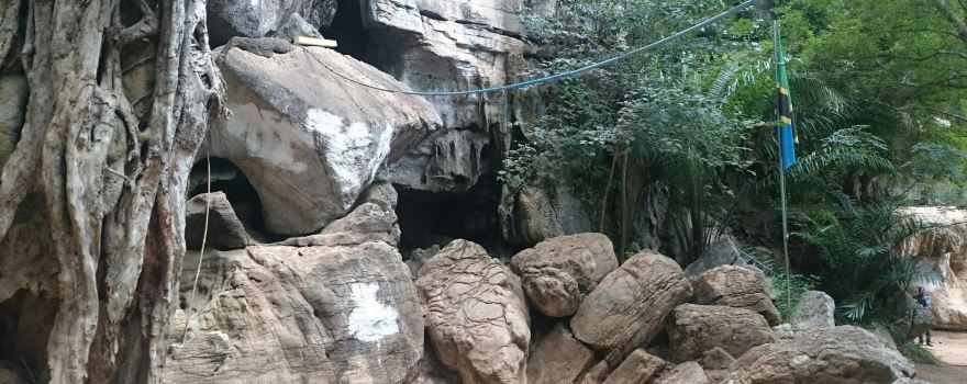 Amboni Caves