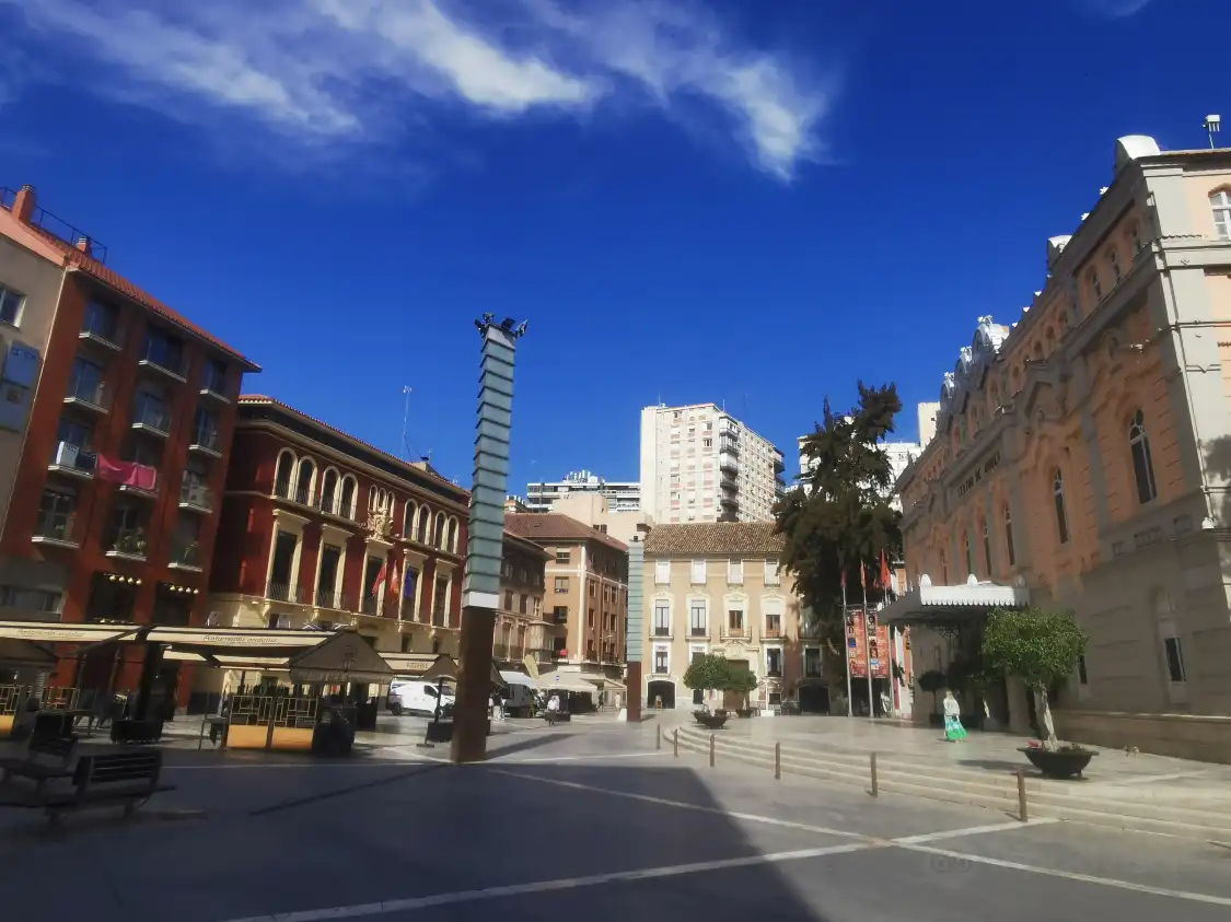 Hotels near Pl. Julián Romea