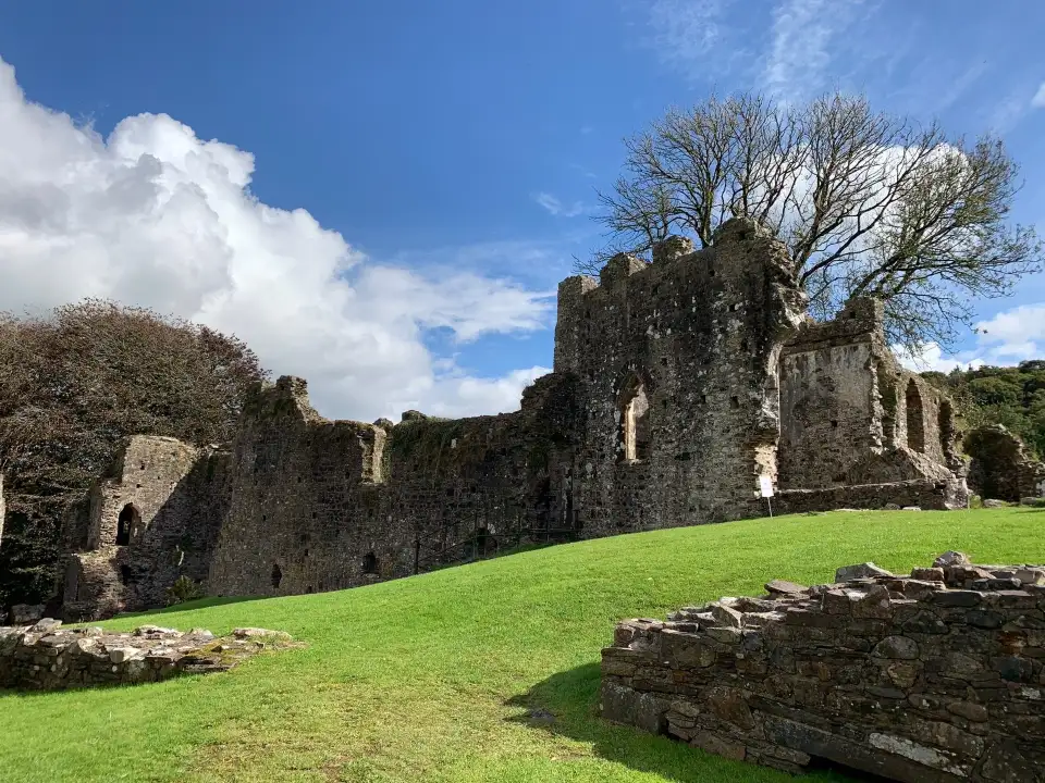 4_Okehampton Castle