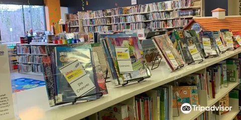 Elwood Public Library